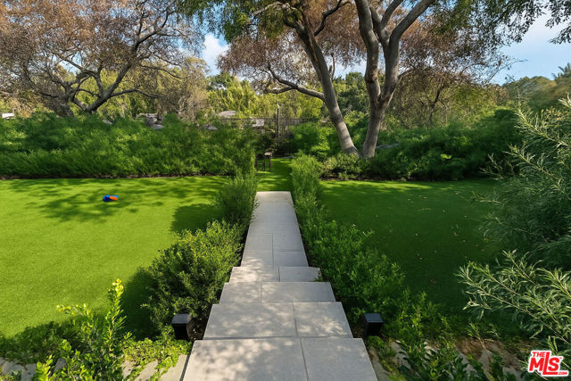 Drew Fenton | 670 N Las Casas Avenue Pacific Palisades CA | MLS: 7344908