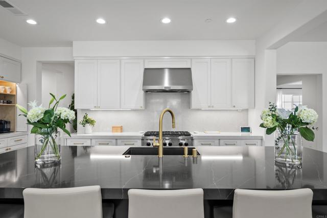 Detail Gallery Image 17 of 72 For 3193 Corte Carlazzo, Chula Vista,  CA 91914 - 4 Beds | 3/1 Baths