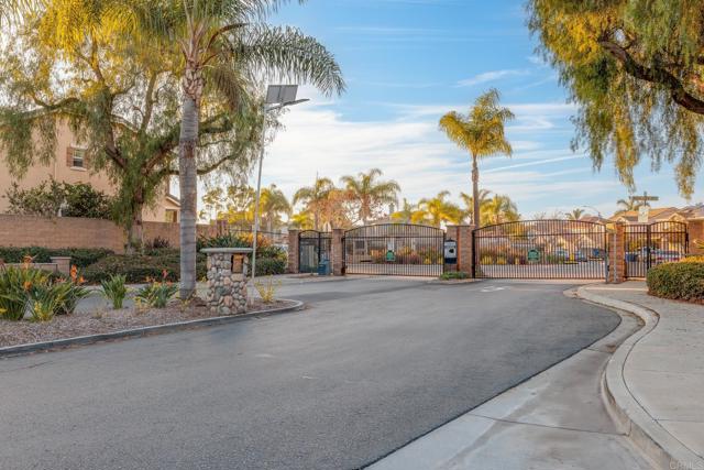 Detail Gallery Image 29 of 31 For 4353 Saddlehorn Way, Oceanside,  CA 92057 - 4 Beds | 2/1 Baths