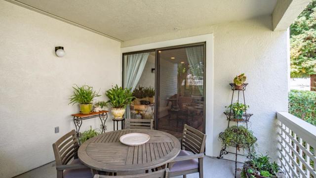 2600 Oak Road, Walnut Creek CA: https://media.crmls.org/mediaz/b903c6ae-6008-4778-a434-272116a4e769.jpg