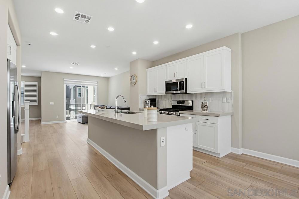 1225 Sunrise View - photo 13