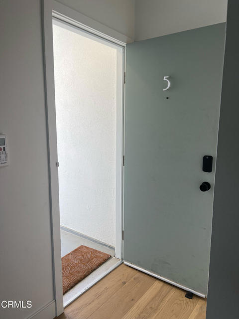 5135 w W Wooley Road, Oxnard CA: https://media.crmls.org/mediaz/b9060c1c-7f4b-438f-82dc-2708ff3aba6c.jpg