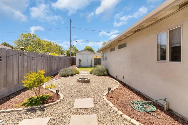 33 Fourth Street, Spreckels CA: https://media.crmls.org/mediaz/b90679b0-88b1-489a-8383-41264a811923.jpg