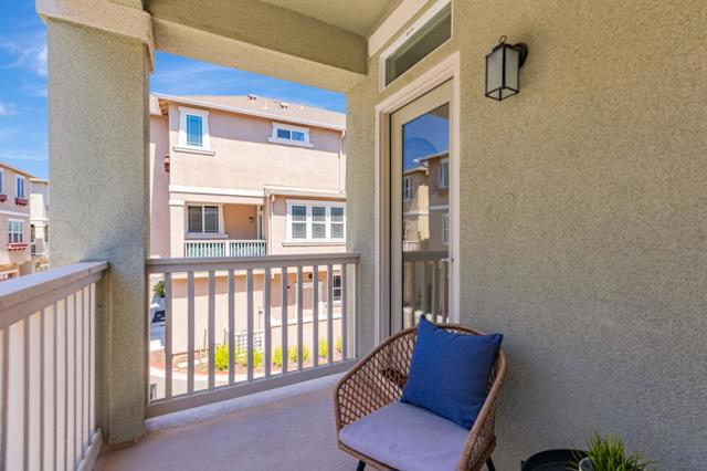 2973 Pescadero Terrace, Fremont CA: https://media.crmls.org/mediaz/b90791bc-0e19-46ad-bc66-ca3e82266928.jpg