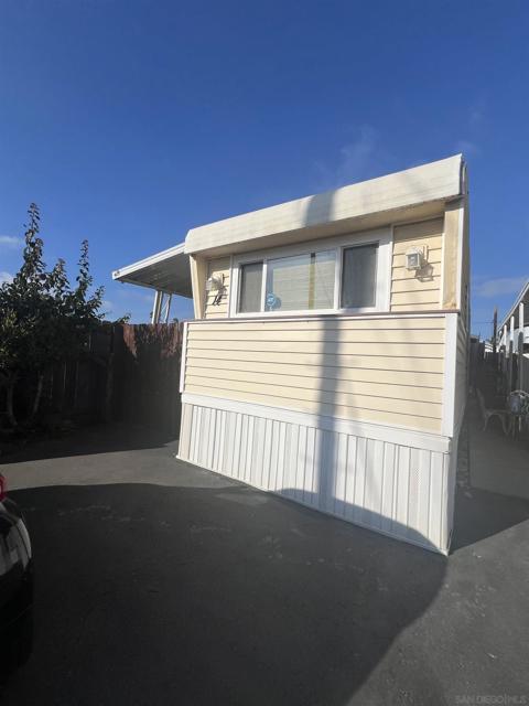 1046 Cleveland #14, Oceanside, California 92054, 1 Bedroom Bedrooms, ,1 BathroomBathrooms,Residential,For Sale,Cleveland #14,240024048SD