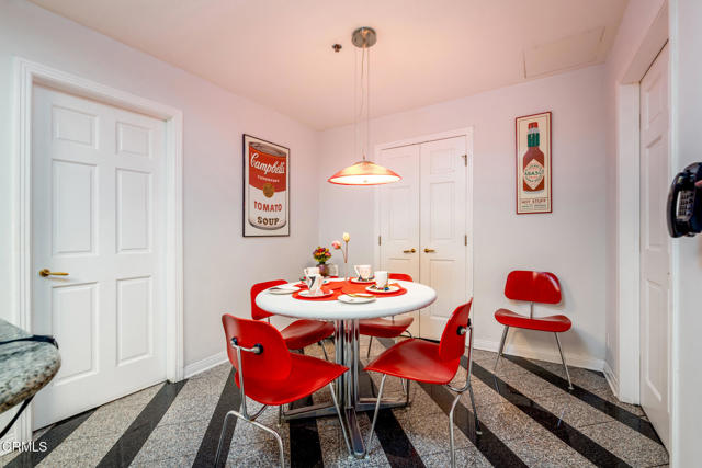 Detail Gallery Image 19 of 33 For 10724 Wilshire Bld #607,  Los Angeles,  CA 90024 - 3 Beds | 4 Baths