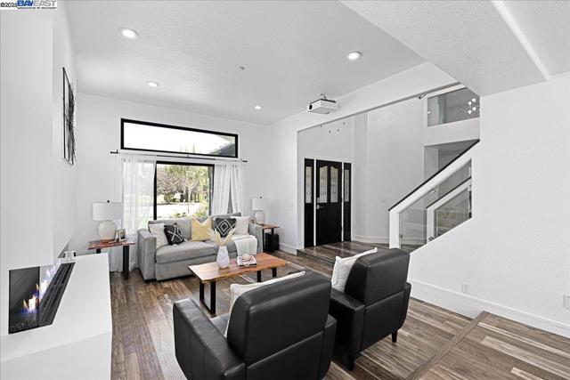 1890 Conte Way, Morgan Hill CA: https://media.crmls.org/mediaz/b908b313-ca7f-4b30-8a7a-663bc2baa175.jpg