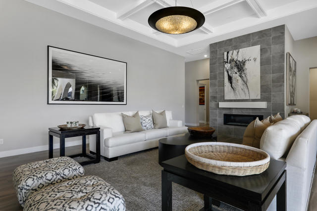81320 Thunder Gulch Way, La Quinta CA: https://media.crmls.org/mediaz/b908d731-3b30-4546-a9b2-24151b6706b9.jpg