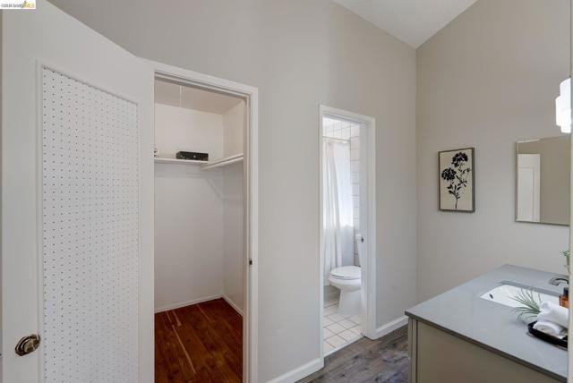 Image 21 of 47 For 2651 Tamalpais Dr