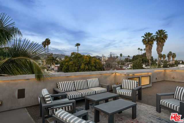 Image 25 of 44 For 607 Alta Vista Boulevard