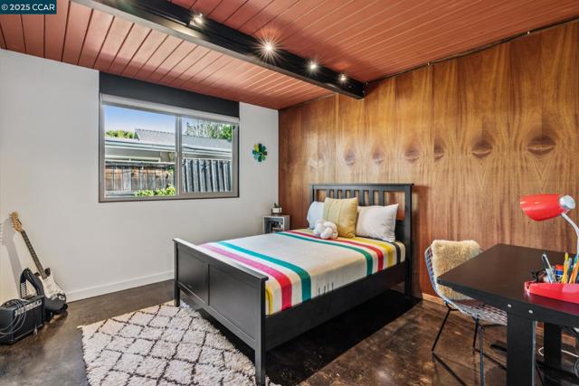 232 Clyde Dr, Walnut Creek CA: https://media.crmls.org/mediaz/b90aa15c-62ce-4c79-ac9a-d390ef2155a9.jpg