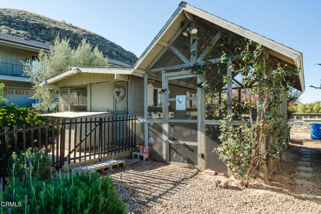 Detail Gallery Image 30 of 75 For 11666 Santa Rosa Rd, Camarillo,  CA 93012 - 10 Beds | 4/2 Baths