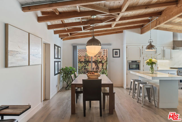 7442 Capps Avenue, Los Angeles CA: https://media.crmls.org/mediaz/b90c74c7-a2c5-4a1c-9e64-d26d7bf7134b.jpg
