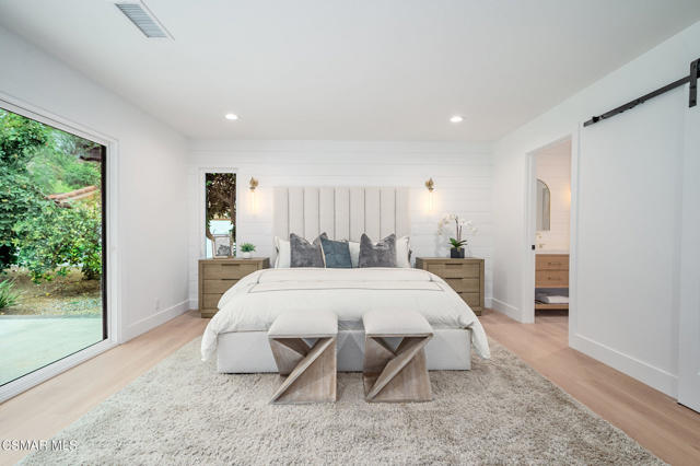 674 Lautrec Court, Thousand Oaks CA: https://media.crmls.org/mediaz/b90d7509-9e53-487c-a3bc-7bfcac41f00e.jpg