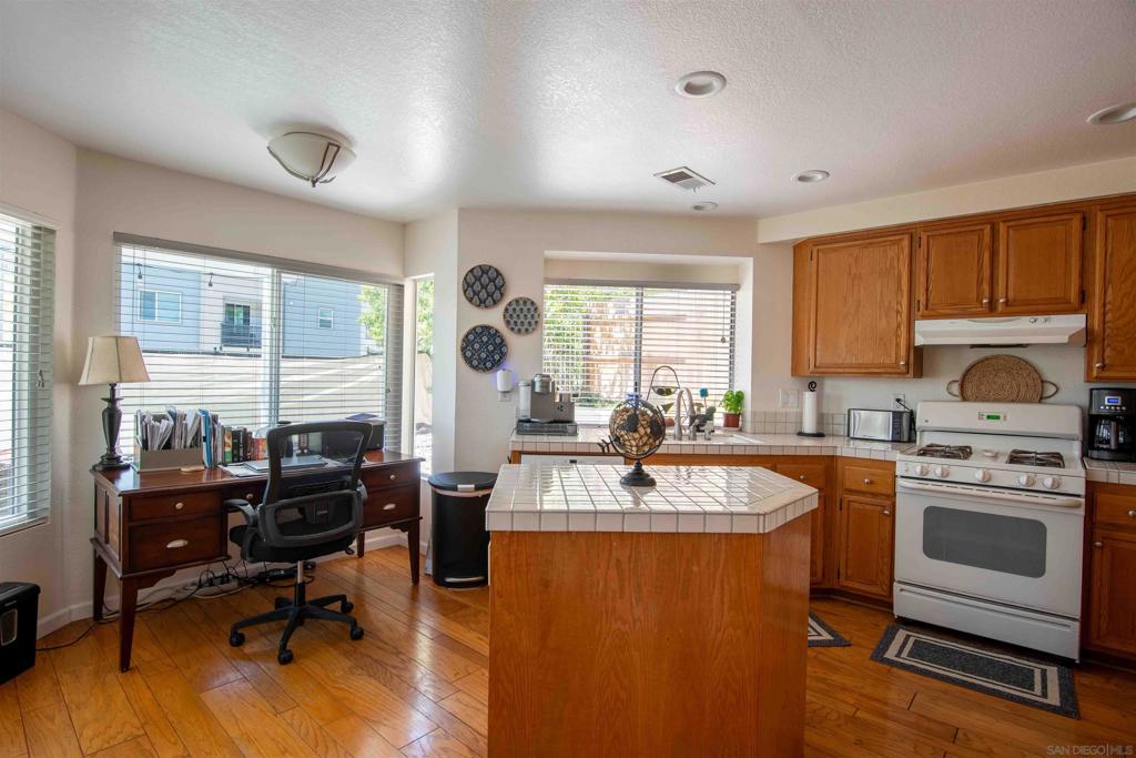 14184 Stoney Gate Pl - photo 10