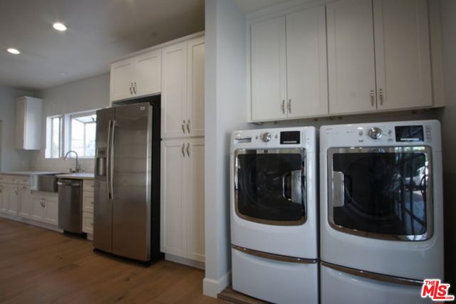 830 3rd Avenue, Los Angeles CA: https://media.crmls.org/mediaz/b90db5ba-078a-489e-9ab8-1b9fc436a90d.jpg