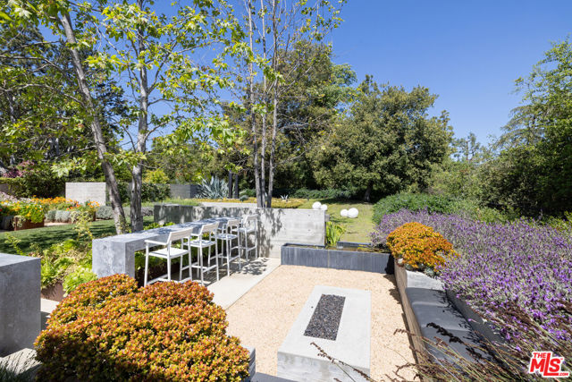 Drew Fenton | 12251 Castlegate Drive Los Angeles CA | MLS: 7060159