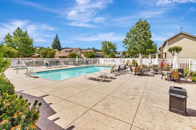 1554 Rosette Way, Gilroy CA: https://media.crmls.org/mediaz/b910255d-97e6-47c5-92c6-6d4dfa81dec9.jpg