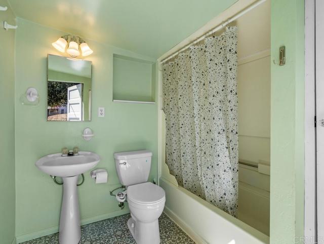 Detail Gallery Image 11 of 25 For 25176 Oak Ln, Descanso,  CA 91916 - 1 Beds | 1 Baths