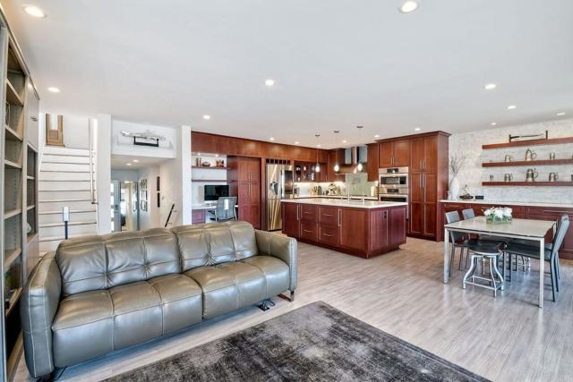 Detail Gallery Image 19 of 45 For 2144 Caminito Del Barco, Del Mar,  CA 92014 - 2 Beds | 2 Baths