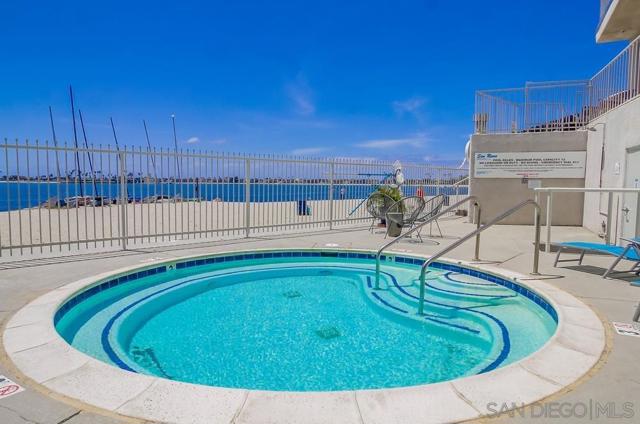 1251 Parker Pl, San Diego CA: https://media.crmls.org/mediaz/b9105828-2848-4b6f-911b-276ebc9a21ae.jpg