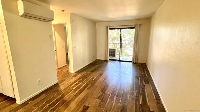 6330 Genesee Ave, San Diego CA: https://media.crmls.org/mediaz/b911017b-f9b0-473e-8f53-b77960757aa2.jpg