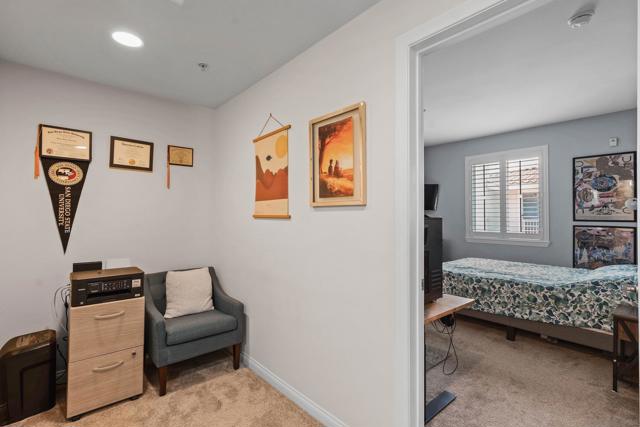 13039 Evening Creek Dr S, San Diego CA: https://media.crmls.org/mediaz/b913d7bd-2a54-456b-8cc1-164dabee731f.jpg