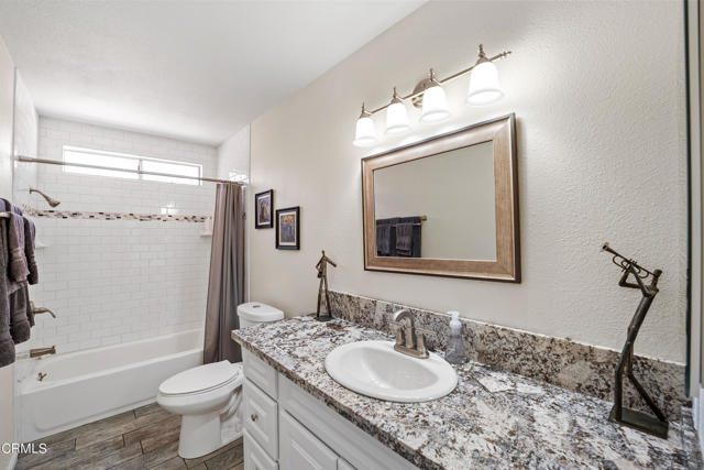 Detail Gallery Image 11 of 22 For 699 County Square Dr #6,  Ventura,  CA 93003 - 2 Beds | 2/1 Baths