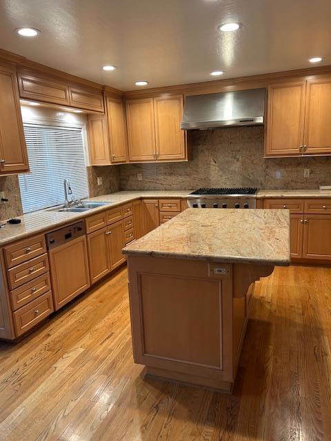 271 Fontana Drive, Santa Clara CA: https://media.crmls.org/mediaz/b91637e0-82f6-441a-baad-3a029b61c7c4.jpg