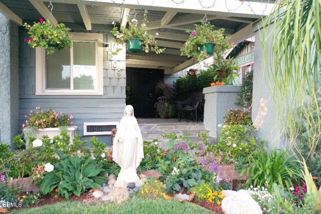 Detail Gallery Image 3 of 19 For 309 Acacia St, Altadena,  CA 91001 - 2 Beds | 2 Baths