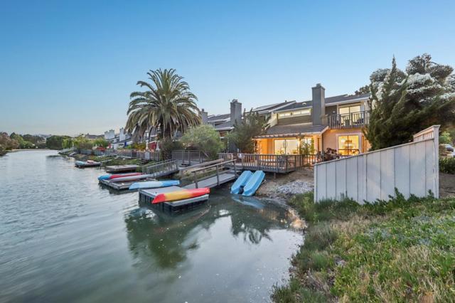 1 Spinnaker Place, Redwood City CA: https://media.crmls.org/mediaz/b9191ecc-2bee-4fa8-8dbb-a38e84b484c4.jpg