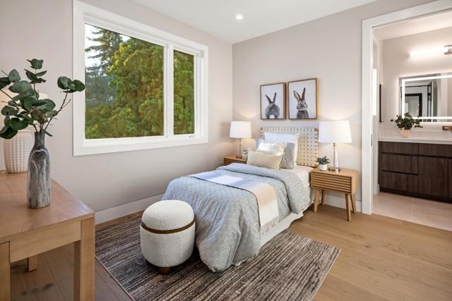 1080 Creek Drive, Menlo Park CA: https://media.crmls.org/mediaz/b919908d-12bf-4605-8297-ce1f25ed8bfe.jpg