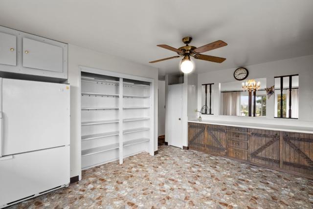 3705 Encline Way, Belmont CA: https://media.crmls.org/mediaz/b919e4f2-1c06-4aba-a17e-a54993abc0f8.jpg