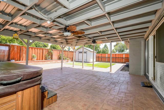 30566 Prestwick Ave, Hayward CA: https://media.crmls.org/mediaz/b91a4bf4-622e-4f95-8954-7f221e927f00.jpg