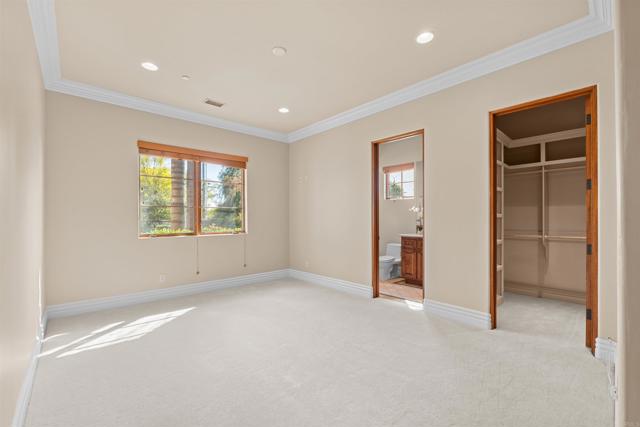 Detail Gallery Image 39 of 67 For 2428 Catalina Ave, Vista,  CA 92084 - 5 Beds | 5/1 Baths