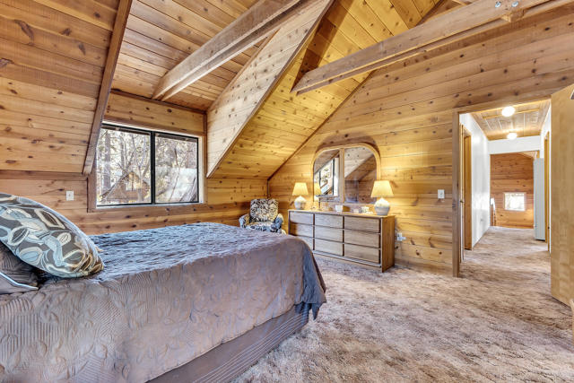 53340 Idyllbrook Drive, Idyllwild CA: https://media.crmls.org/mediaz/b91b560c-7b54-4f64-9970-331c2c1a35b0.jpg
