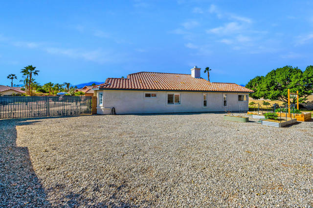 78524 San Marino Court, La Quinta CA: https://media.crmls.org/mediaz/b91c3602-0bc4-4dd8-8c2d-85fbb6ee1f95.jpg