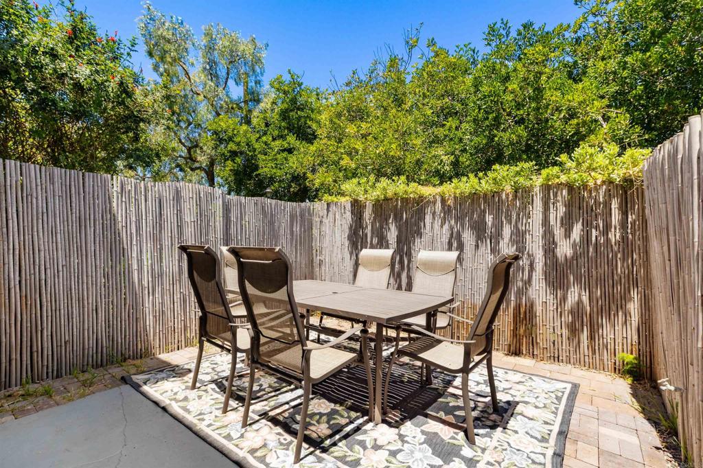 1645 Emerald - photo 3