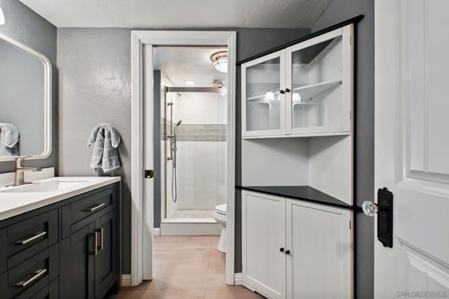 1830 Lisa Terrace, El Cajon CA: https://media.crmls.org/mediaz/b91c7f00-d2c8-4dbb-8c17-89bd46ac28c9.jpg