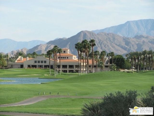 610 Vista Lago Circle, Palm Desert, CA 92211