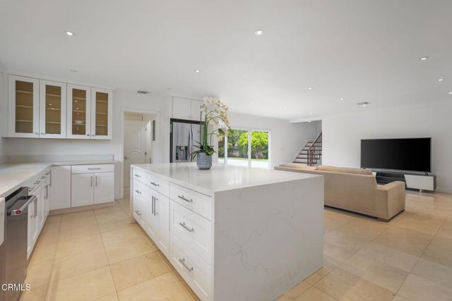 1525 Waverly Road, San Marino CA: https://media.crmls.org/mediaz/b91d070f-3a9d-4d1e-81e8-2cf9596042f1.jpg