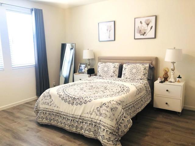 1630 Red Ribbons Lane, Manteca CA: https://media.crmls.org/mediaz/b91d9610-1ec2-404c-bd9b-90eeefa119ff.jpg