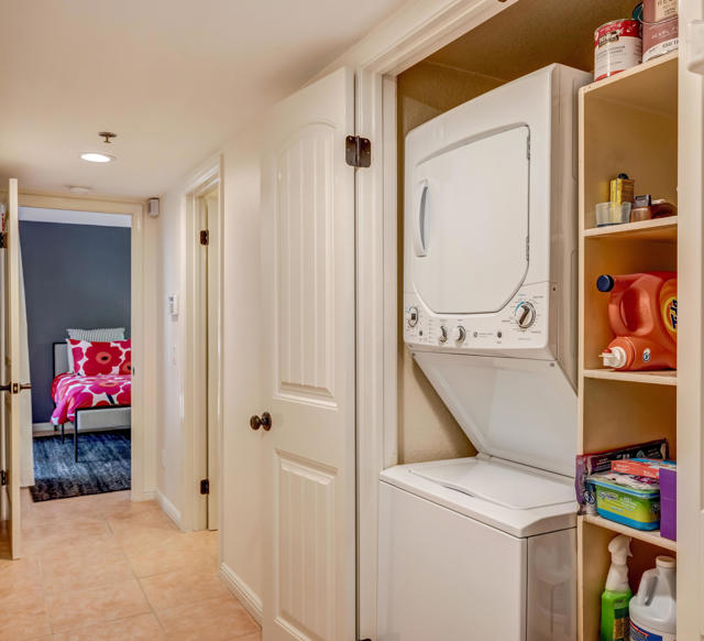 500 E Amado Road, Palm Springs CA: https://media.crmls.org/mediaz/b91e0b1a-2fbc-475d-b22a-c5bd6bfd45ba.jpg
