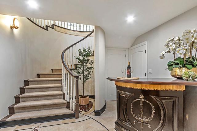 15681 Kennedy Road, Los Gatos CA: https://media.crmls.org/mediaz/b91e1869-61a3-4353-b976-e6c86fb7eeb5.jpg