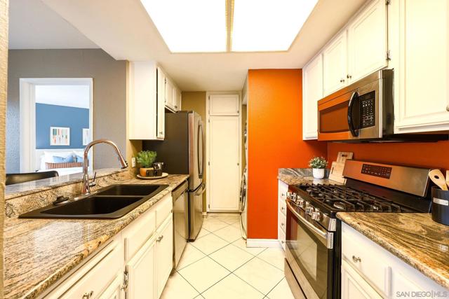 Image 19 of 45 For 2946 Anawood Way