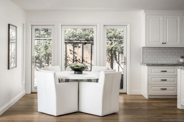 1879 Tahiti Drive, Costa Mesa CA: https://media.crmls.org/mediaz/b91faa4d-62cb-4adb-9b81-e5dc4b3841e8.jpg