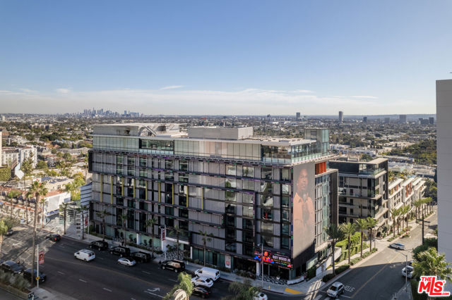 8420 W Sunset Boulevard, West Hollywood CA: https://media.crmls.org/mediaz/b91fcfa0-07d7-46f8-b42b-109859f8be3d.jpg
