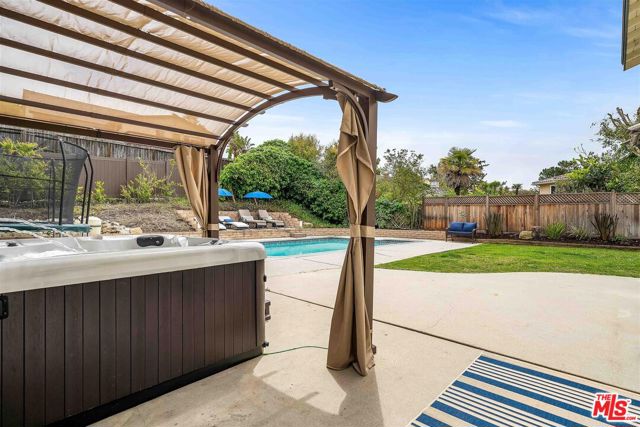 28624 Coveridge Drive, Rancho Palos Verdes, California 90275, 4 Bedrooms Bedrooms, ,3 BathroomsBathrooms,Residential,Sold,Coveridge,23264573