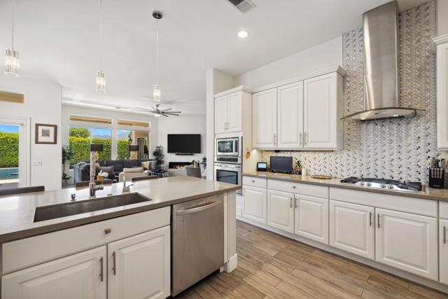 80149 Royal Birkdale Drive, Indio CA: https://media.crmls.org/mediaz/b92056a6-6011-4c95-9a02-03720d201b6d.jpg
