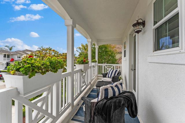 5158 Steinbeck Ct, Carlsbad CA: https://media.crmls.org/mediaz/b920bf2c-e21c-4d04-89a0-3852fba028c3.jpg